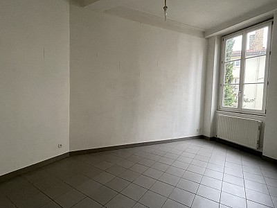 APPARTEMENT T2 A LOUER - LYON 2EME ARRONDISSEMENT - 40.06 m2 - 747 &euro; charges comprises par mois
