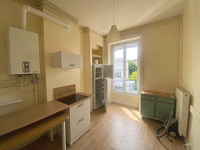 APPARTEMENT T2 A LOUER - LYON 3EME ARRONDISSEMENT - 37.35 m2 - 632 &euro; charges comprises par mois