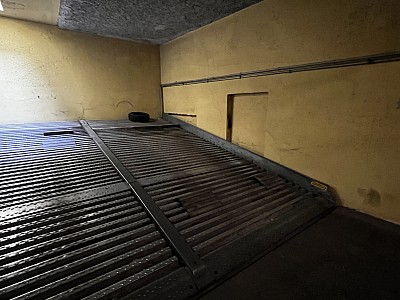PARKING A LOUER - LYON 2EME ARRONDISSEMENT - 1 m2 - 159 &euro; charges comprises par mois