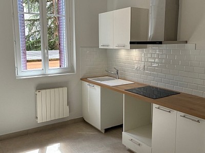 APPARTEMENT T3 A LOUER - LYON 8EME ARRONDISSEMENT - 51.88 m2 - 792 &euro; charges comprises par mois