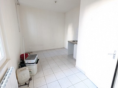 STUDIO A LOUER - LYON 3EME ARRONDISSEMENT - 15.4 m2 - 419 &euro; charges comprises par mois