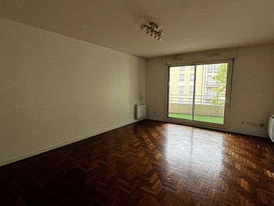 APPARTEMENT T5 A LOUER - LYON 4EME ARRONDISSEMENT - 115.43 m2 - 1 747 &euro; charges comprises par mois