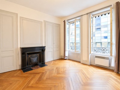 APPARTEMENT T1 bis A VENDRE - LYON 7EME ARRONDISSEMENT - 51 m2 - 215 000 &euro;