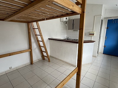 STUDIO A LOUER - LYON 2EME ARRONDISSEMENT - 17.91 m2 - 480 &euro; charges comprises par mois