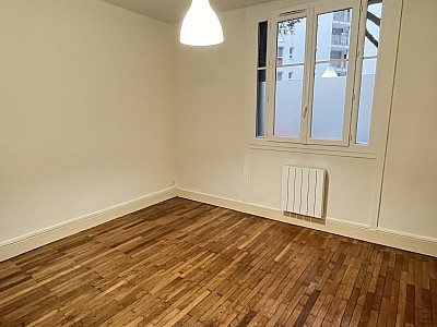 APPARTEMENT T3 A LOUER - LYON 7EME ARRONDISSEMENT - 54.5 m2 - 722 &euro; charges comprises par mois