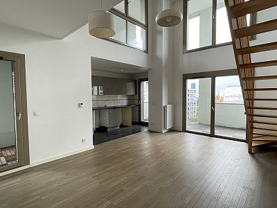 APPARTEMENT T5 A LOUER - LYON 8EME ARRONDISSEMENT - 108.6 m2 - 1875 € charges comprises par mois