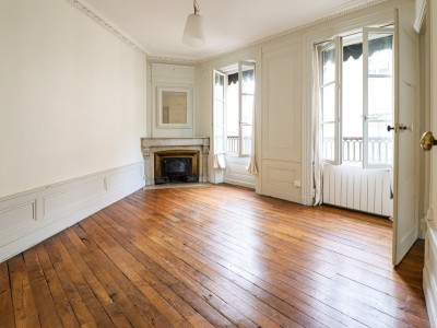 Appartement en tage, lumineux et calme A VENDRE - LYON 1ER ARRONDISSEMENT - 30.17 m2 - 185000 €