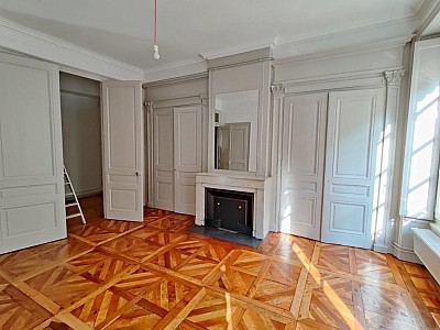 APPARTEMENT T3 A LOUER - LYON 2EME ARRONDISSEMENT - 81.27 m2 - 1264€ charges comprises par mois
