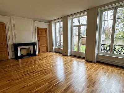 APPARTEMENT T5 A LOUER - LYON 9EME ARRONDISSEMENT - 117.95 m2 - 1620€ charges comprises par mois