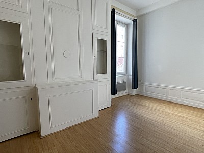 APPARTEMENT T3 A LOUER - LYON 2EME ARRONDISSEMENT - 90.92 m2 - 1362€ charges comprises par mois