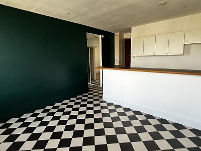 APPARTEMENT T1 A LOUER - LYON 7EME ARRONDISSEMENT - 34.71 m2 - 732€ charges comprises par mois
