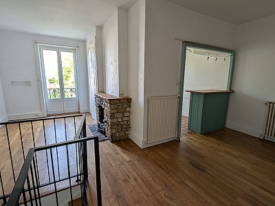 APPARTEMENT T3 A LOUER - LYON 3EME ARRONDISSEMENT - 85.18 m2 - 888€ charges comprises par mois
