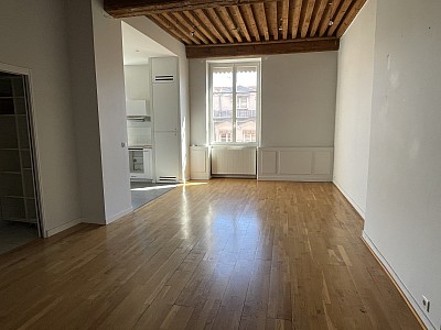 APPARTEMENT T5 A LOUER - LYON 2EME ARRONDISSEMENT Jacobins - 143.09 m2 - 2200€ charges comprises par mois