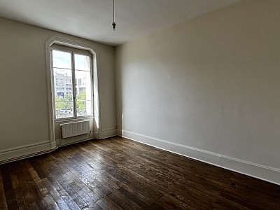 APPARTEMENT T3 A LOUER - LYON 7EME ARRONDISSEMENT - 72.85 m2 - 1006€ charges comprises par mois