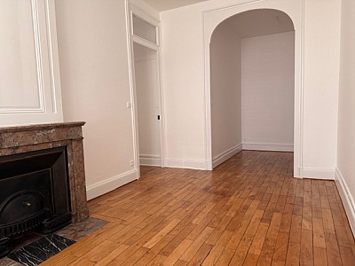 APPARTEMENT T1 A LOUER - LYON 7EME ARRONDISSEMENT - 38.15 m2 - 775€ charges comprises par mois