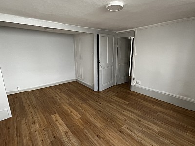 APPARTEMENT T1 A LOUER - LYON 2EME ARRONDISSEMENT - 29.77 m2 - 620 € charges comprises par mois