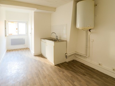 APPARTEMENT T3 A VENDRE - LYON 7EME ARRONDISSEMENT - 42.81 m2 - 180�000�&euro;