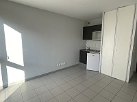 STUDIO A LOUER - VILLEURBANNE - 20.61 m2 - 516 € charges comprises par mois