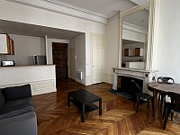APPARTEMENT T2 A LOUER - LYON 2EME ARRONDISSEMENT - 55.59 m2 - 1 135 € charges comprises par mois