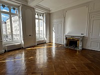 APPARTEMENT T6 A LOUER - LYON 2EME ARRONDISSEMENT - 180 m2 - 3 185 € charges comprises par mois