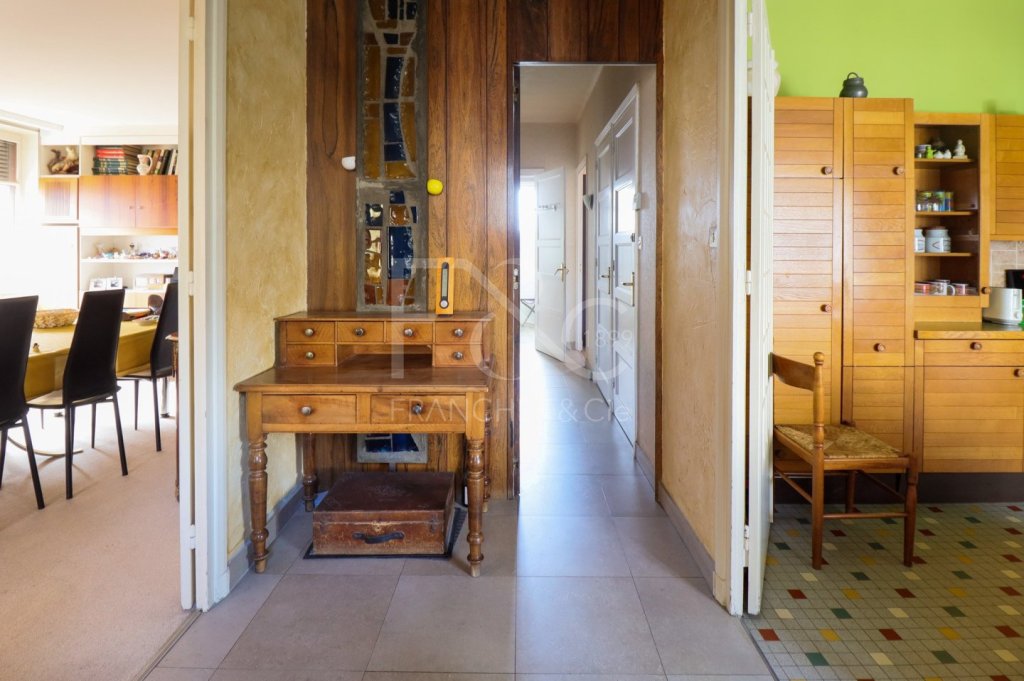 Maison à étage de 140 m² habitable A VENDRE - VILLEURBANNE - 140 m2 - 468 000 €