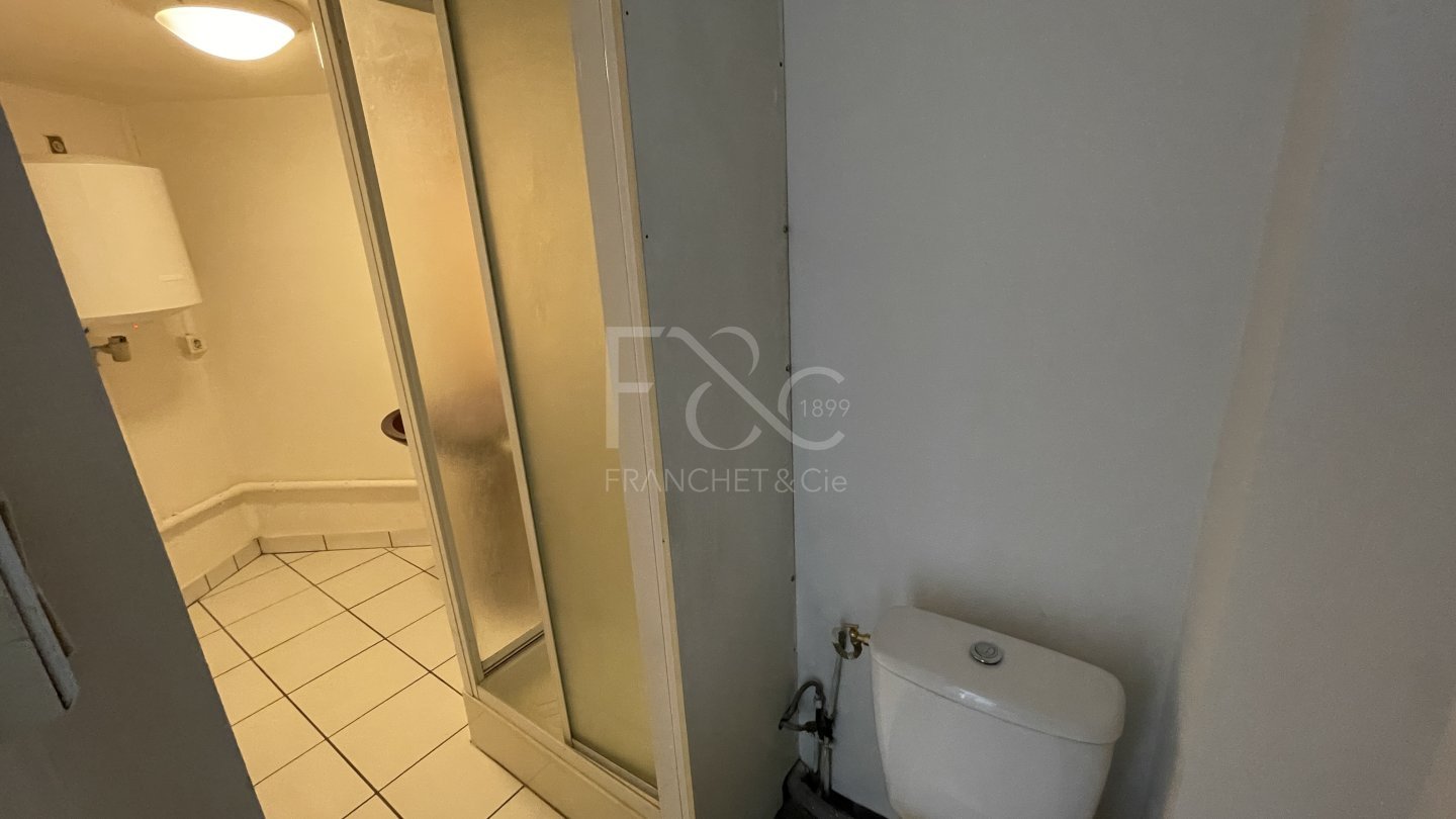 APPARTEMENT T1 A LOUER - LYON 3EME ARRONDISSEMENT - 28.85 m2 - 520 &euro; charges comprises par mois