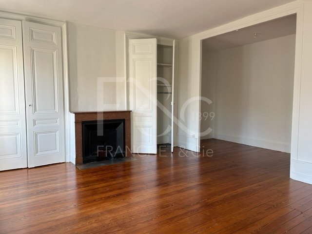 APPARTEMENT T1 A LOUER - LYON 3EME ARRONDISSEMENT - 50.36 m2 - 813�&euro; charges comprises par mois