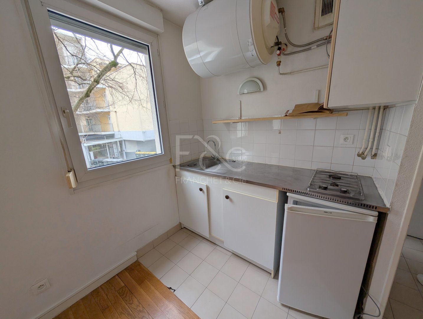 APPARTEMENT T1 A LOUER - LYON 4EME ARRONDISSEMENT - 27.72 m2 - 600�&euro; charges comprises par mois