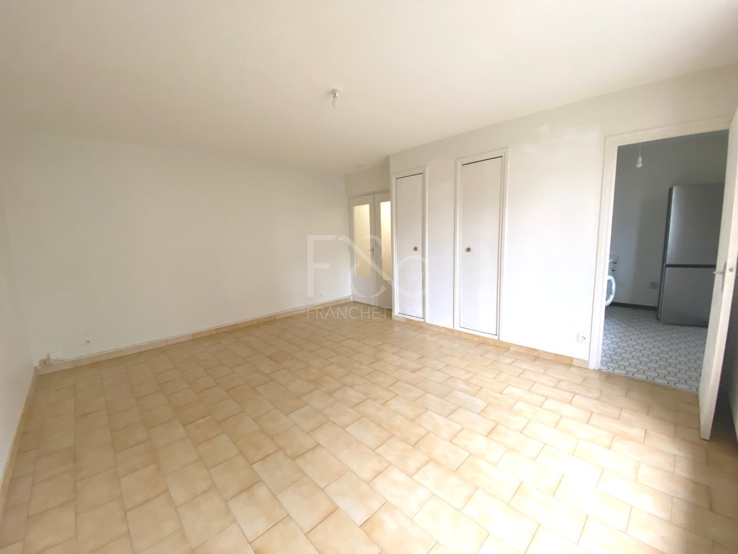 APPARTEMENT T1 A LOUER - LYON 5EME ARRONDISSEMENT La Garde - 33.92 m2 - 690€ charges comprises par mois