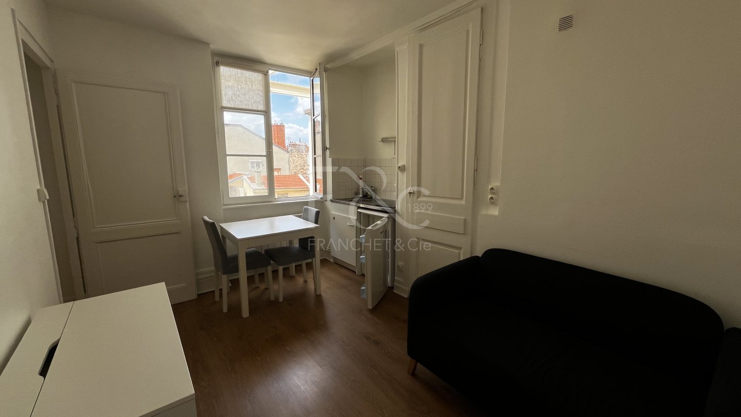 APPARTEMENT T1 A LOUER - LYON 6EME ARRONDISSEMENT - 20.36 m2 - 531 &euro; charges comprises par mois