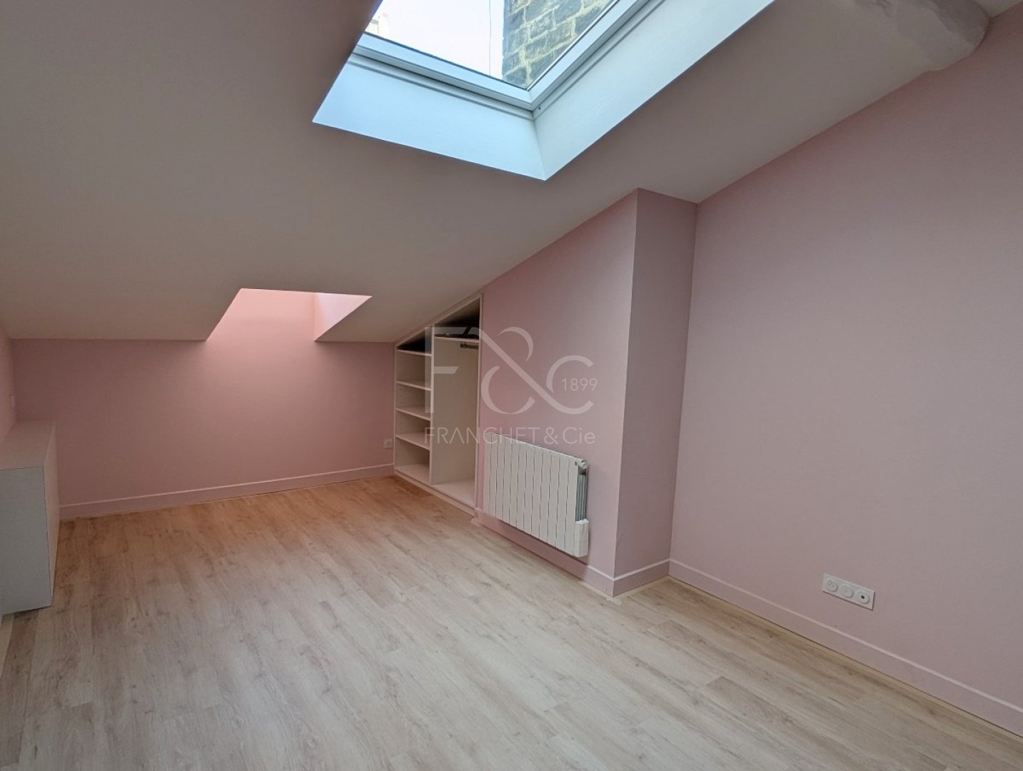 APPARTEMENT T1 A LOUER - LYON 6EME ARRONDISSEMENT - 30.23 m2 - 630 &euro; charges comprises par mois