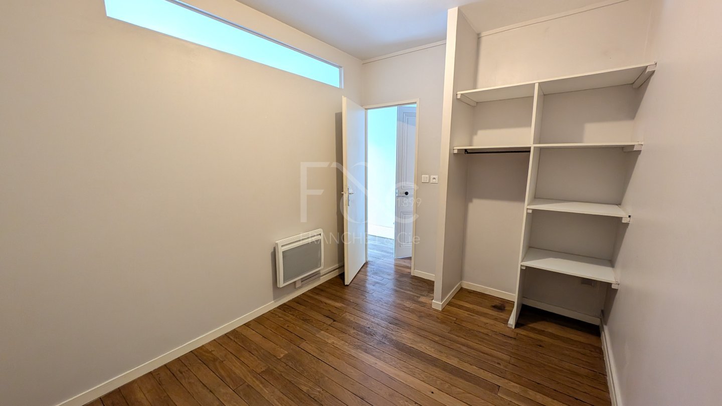 APPARTEMENT T1 A LOUER - LYON 7EME ARRONDISSEMENT - 50.99 m2 - 775 &euro; charges comprises par mois