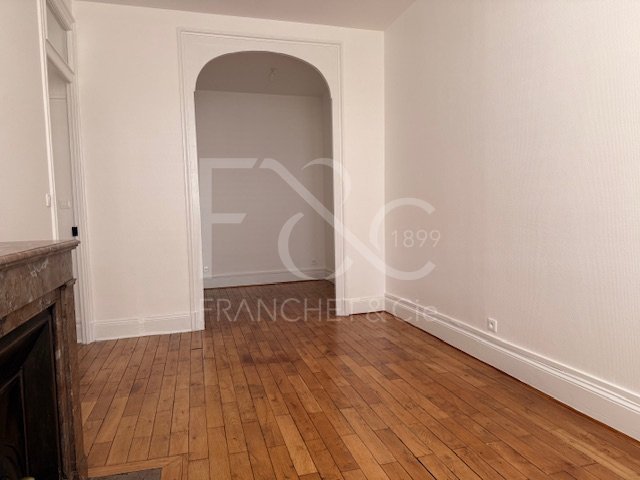APPARTEMENT T1 A LOUER - LYON 7EME ARRONDISSEMENT - 38.15 m2 - 775€ charges comprises par mois