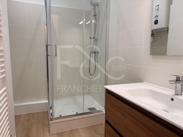 APPARTEMENT T1 A LOUER - LYON 7EME ARRONDISSEMENT - 38.15 m2 - 775€ charges comprises par mois