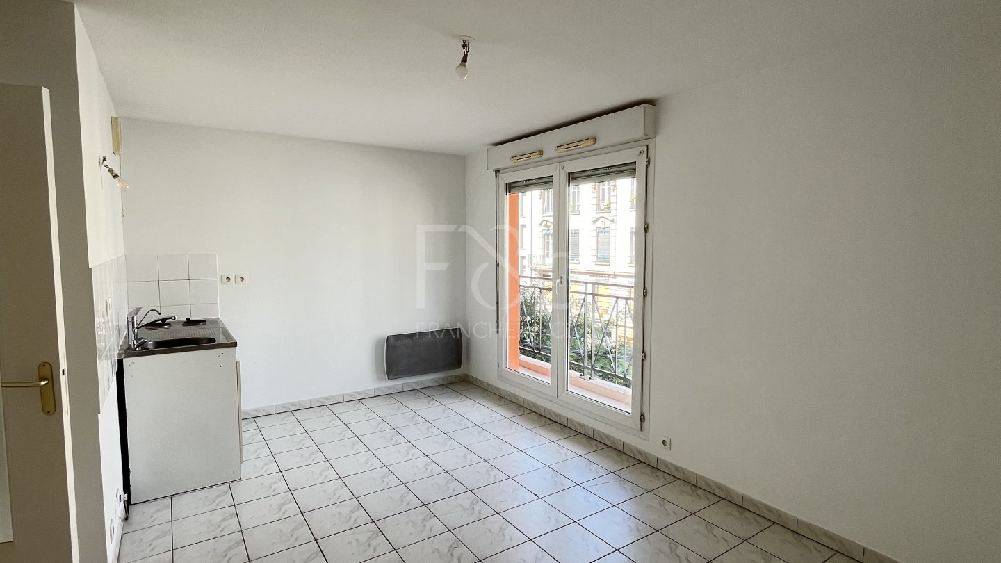 APPARTEMENT T1 A LOUER - VILLEURBANNE Grandclément - 31.6 m2 - 562 &euro; charges comprises par mois