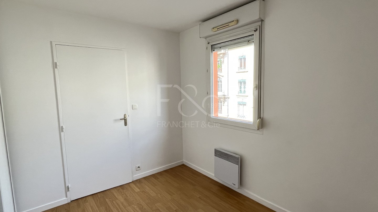 APPARTEMENT T1 A LOUER - VILLEURBANNE Grandclément - 31.6 m2 - 562 &euro; charges comprises par mois