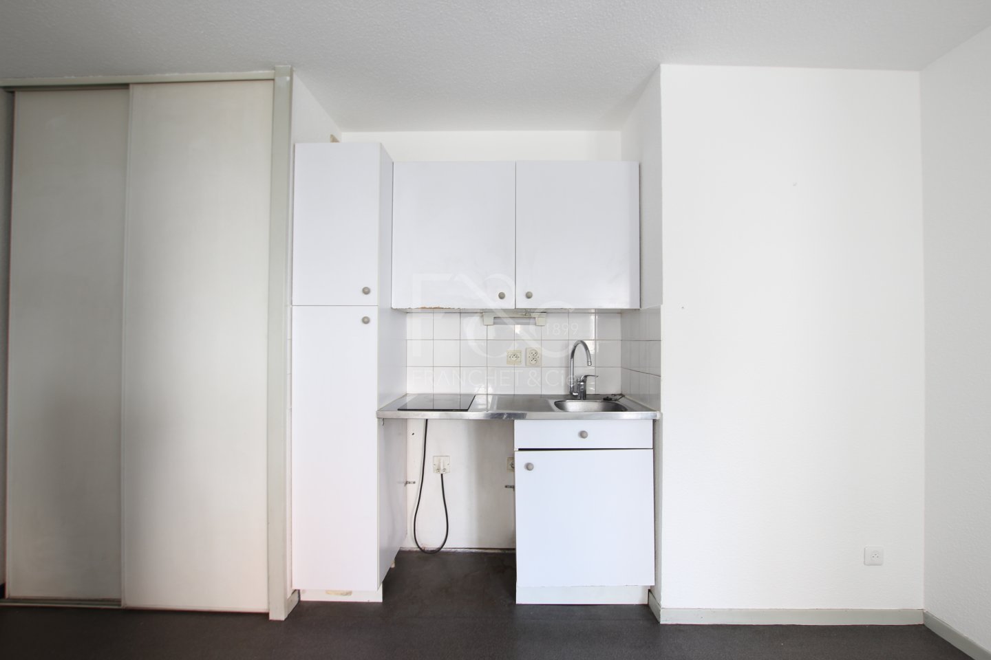 APPARTEMENT T1 A LOUER - VILLEURBANNE - 40.9 m2 - 735 &euro; charges comprises par mois