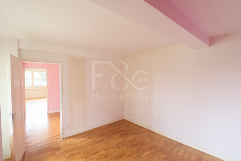 appartement T3 de 63 m A VENDRE - ECULLY - 63,66 m2 - 196000 €