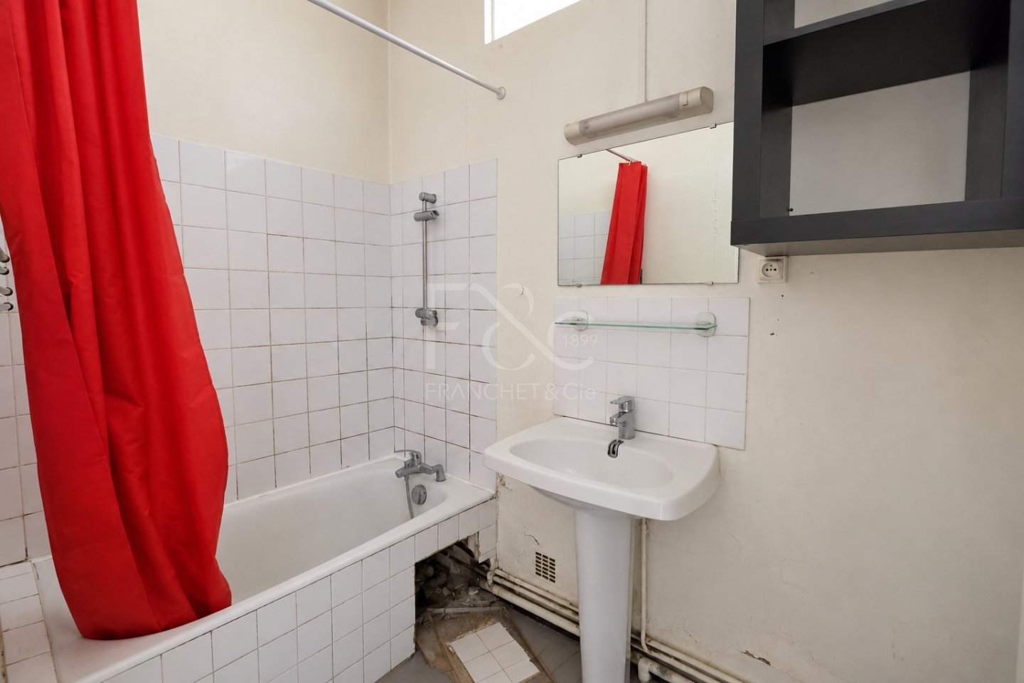 T1 Bis A VENDRE - LYON 7EME ARRONDISSEMENT - 51.19 m2 - 205 000 &euro;