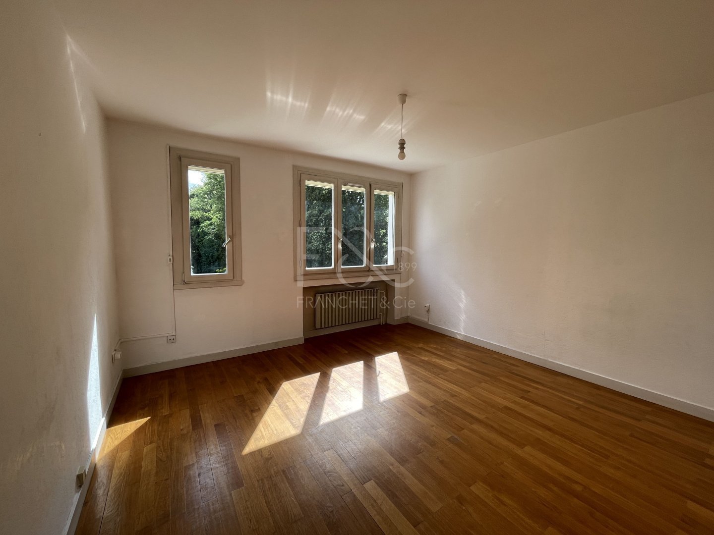 APPARTEMENT T2 A LOUER - ECULLY - 50.44 m2 - 850€ charges comprises par mois
