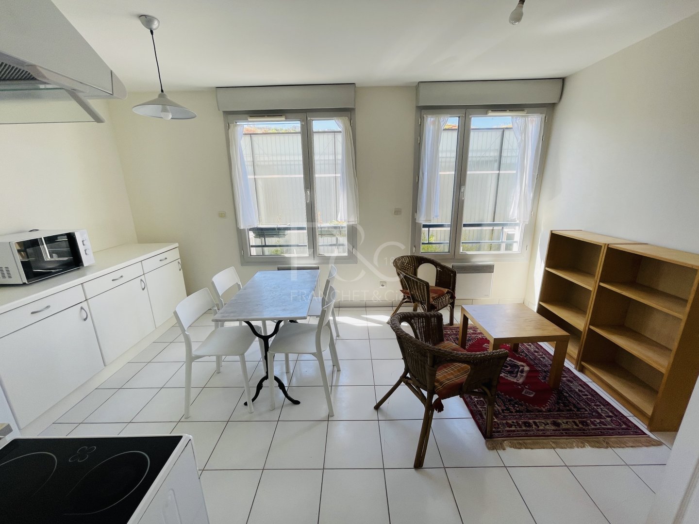 APPARTEMENT T2 A LOUER - LYON 2EME ARRONDISSEMENT - 34.06 m2 - 760 &euro; charges comprises par mois