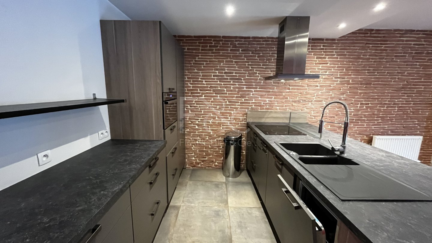 APPARTEMENT T2 A LOUER - LYON 2EME ARRONDISSEMENT Ampere-Ainay - 55.49 m2 - 1�078�&euro; charges comprises par mois