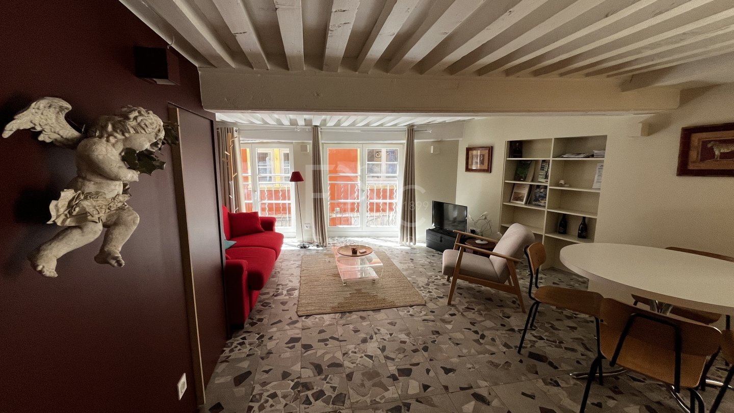 APPARTEMENT T2 A LOUER - LYON 5EME ARRONDISSEMENT - 44.84 m2 - 920 &euro; charges comprises par mois