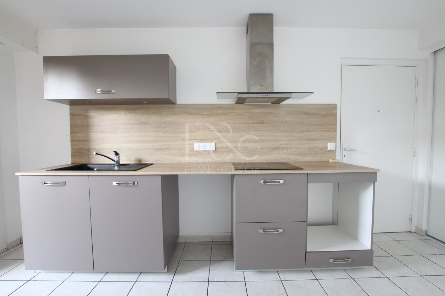 APPARTEMENT T2 A LOUER - LYON 5EME ARRONDISSEMENT Fourviere-Antiquaille - 43.5 m2 - 765 &euro; charges comprises par mois