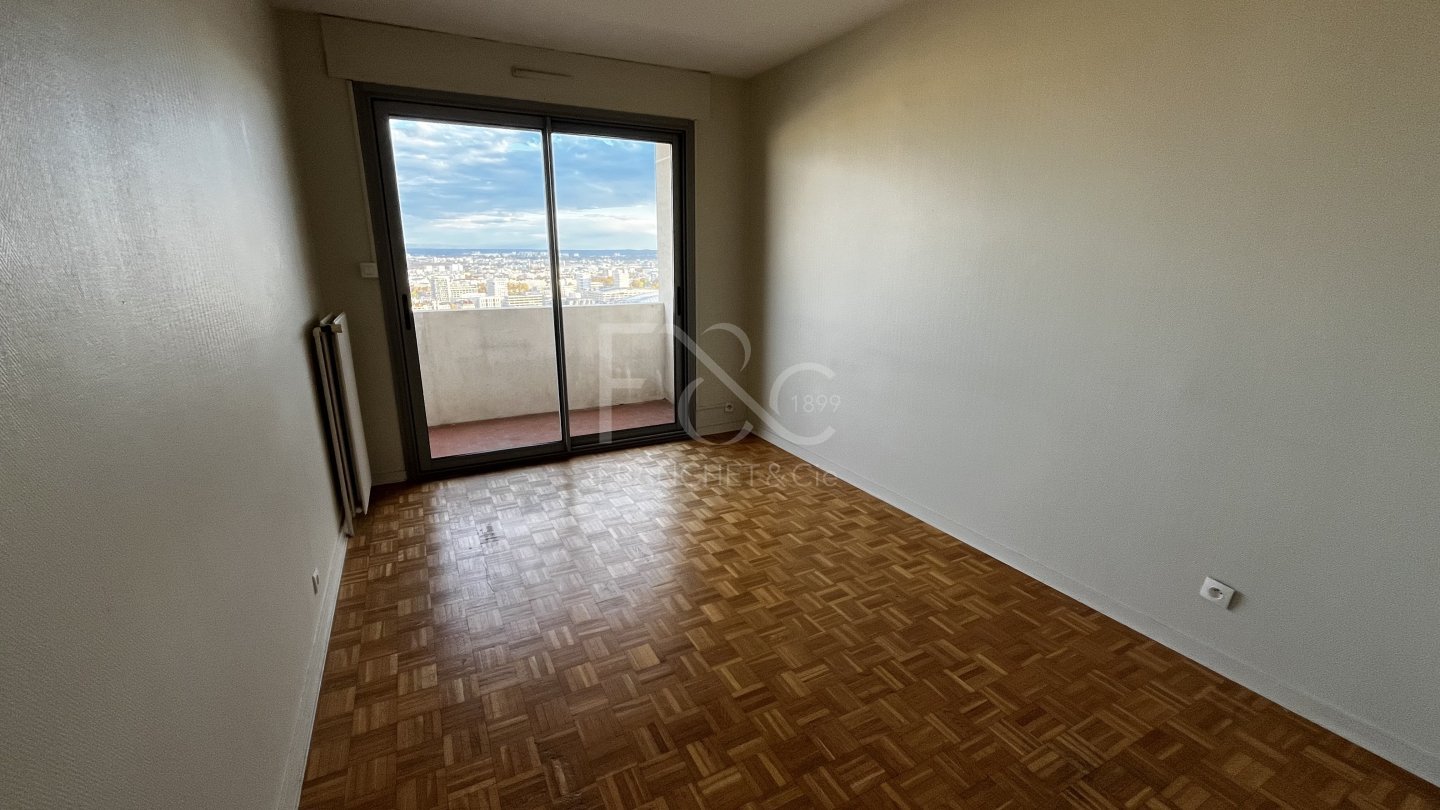 APPARTEMENT T2 A LOUER - LYON 5EME ARRONDISSEMENT - 64.06 m2 - 1200€ charges comprises par mois