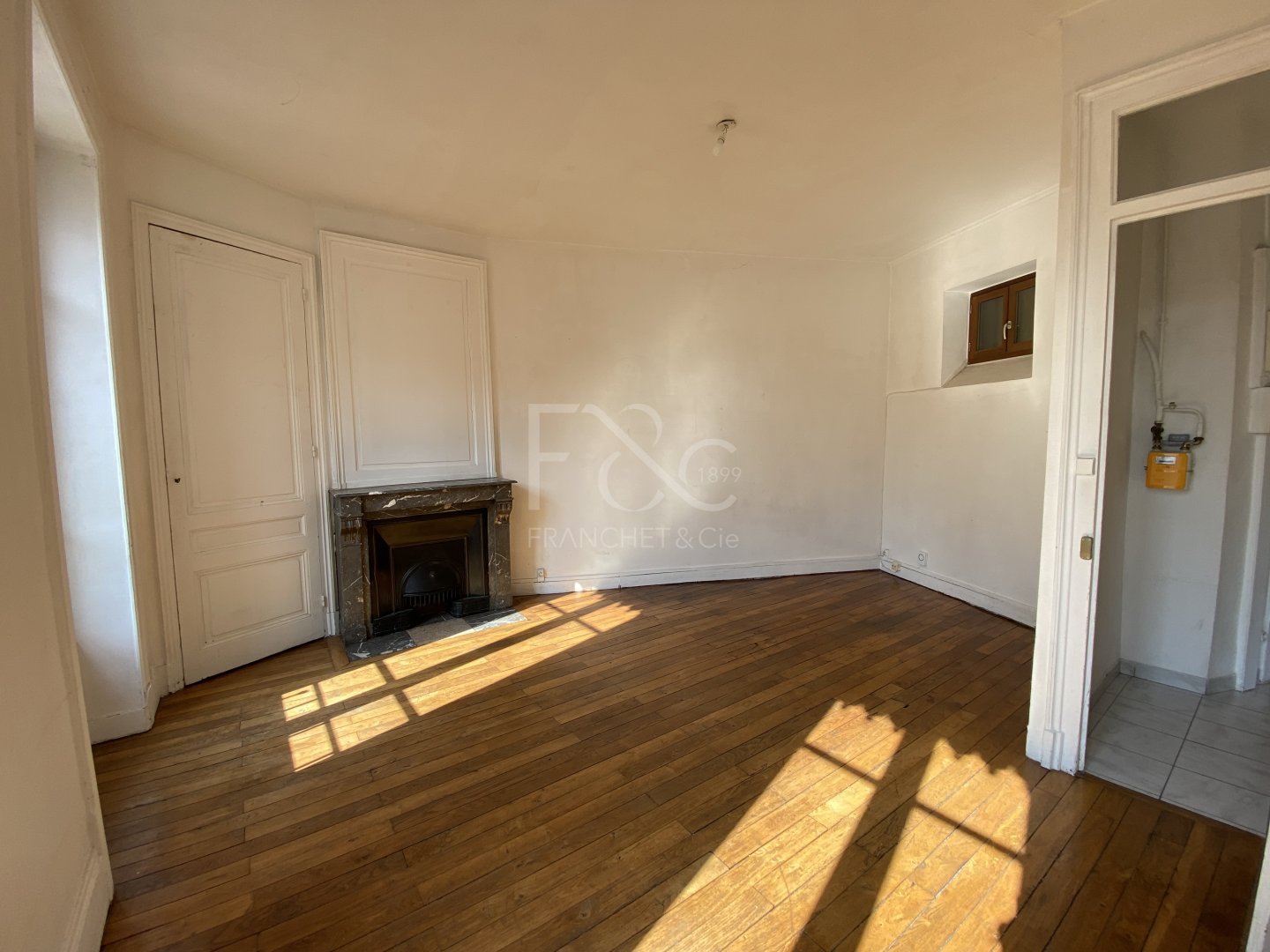 APPARTEMENT T2 A LOUER - LYON 7EME ARRONDISSEMENT - 51.3 m2 - 810 &euro; charges comprises par mois