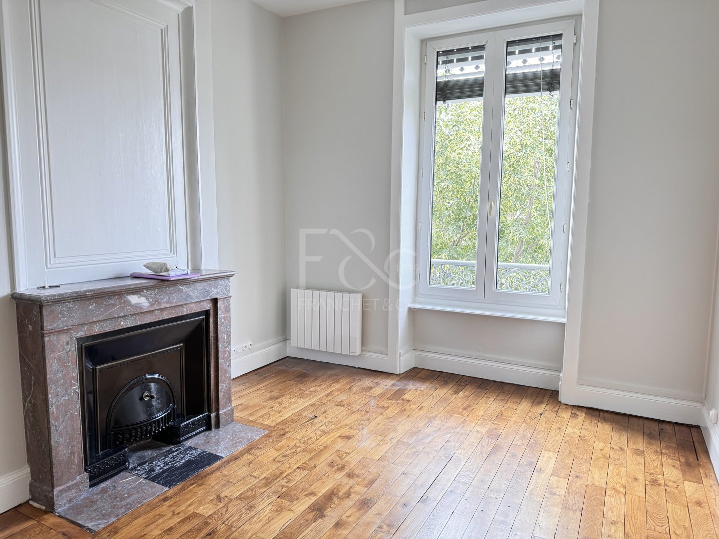 APPARTEMENT T2 A LOUER - LYON 7EME ARRONDISSEMENT - 65.62 m2 - 999�&euro; charges comprises par mois