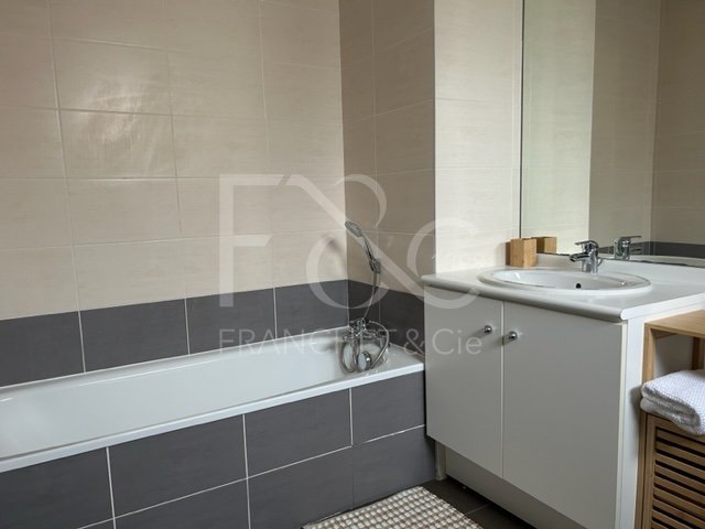 APPARTEMENT T2 A LOUER - LYON 7EME ARRONDISSEMENT - 44.79 m2 - 1�050�&euro; charges comprises par mois