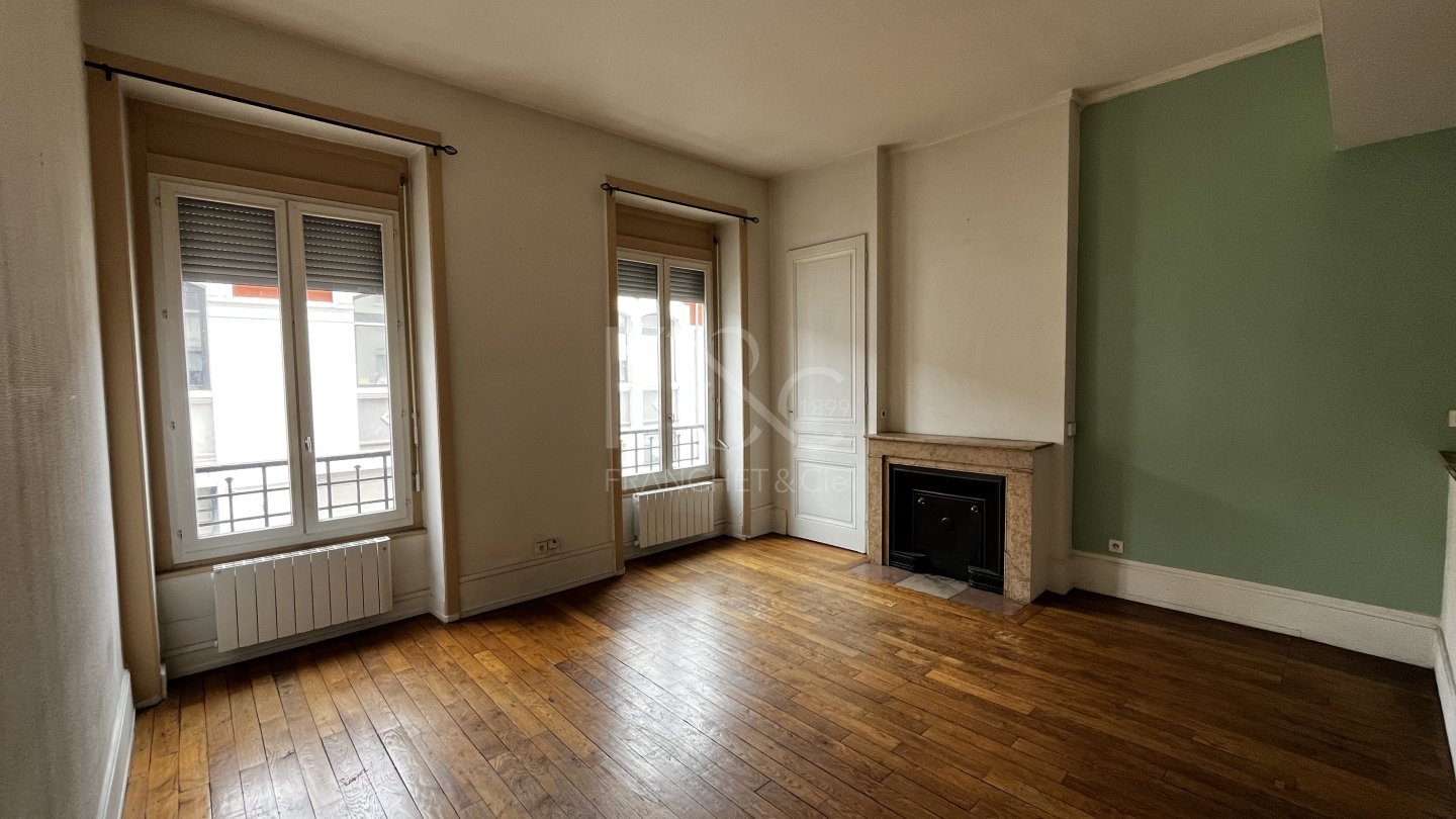 APPARTEMENT T2 A LOUER - VILLEURBANNE - 46.06 m2 - 680€ charges comprises par mois