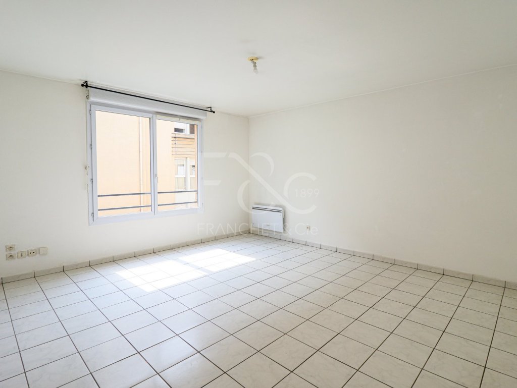 appartement - LYON 2EME ARRONDISSEMENT - 53.29 m2 - VENDU